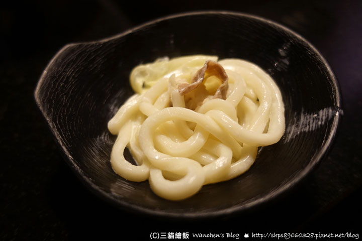 肉多多火鍋