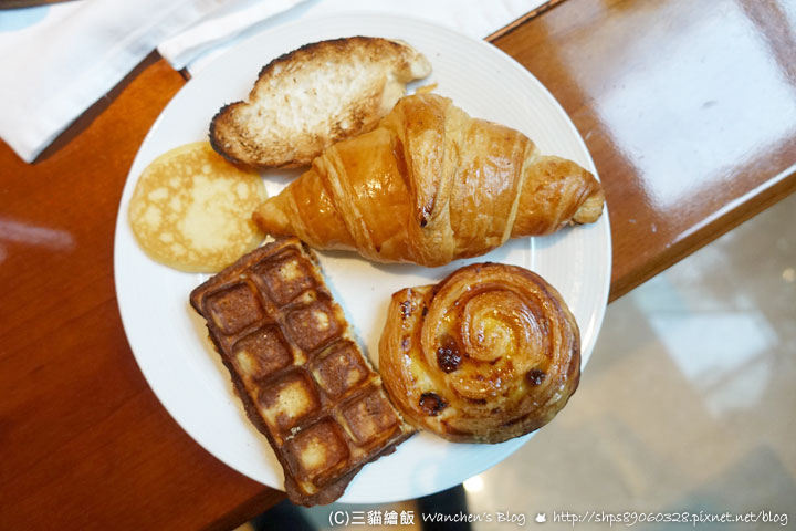 越南皇冠假日飯店 早餐