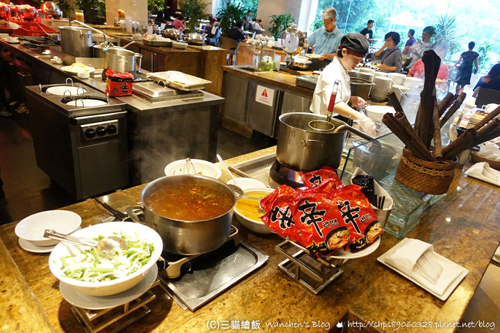 越南皇冠假日飯店 早餐