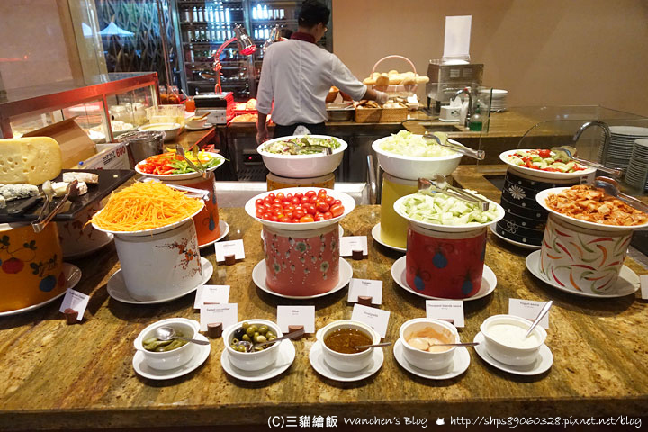 越南皇冠假日飯店 早餐